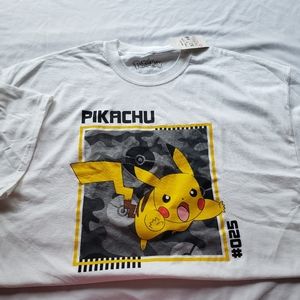 Pikachu Tshirt 2XL